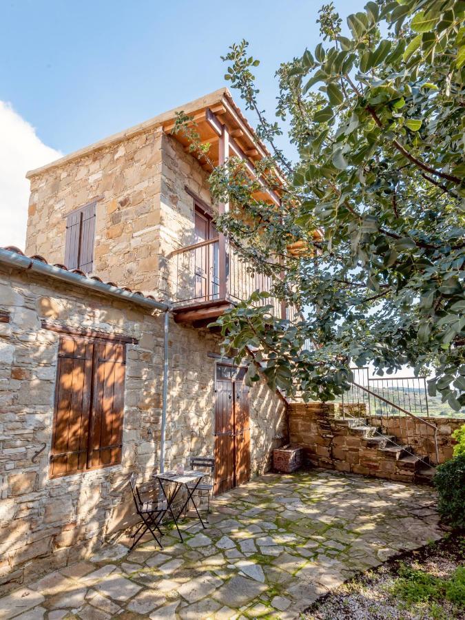 The Carob Tree Villa - Rustic Luxury Home With Access To Pool And Restaurant Larnaka Exterior foto